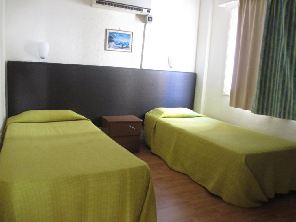 Pasianna Hotel Apartments Larnaca Room photo